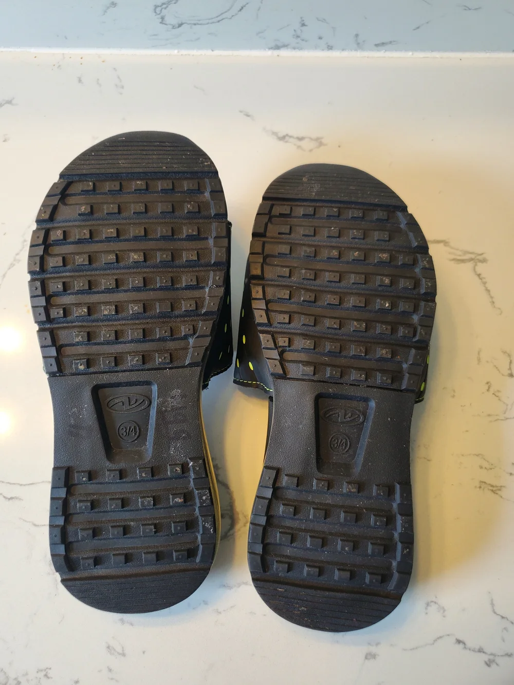 Athletic Works O2 Air adjustable slide Sandals boys size 3/4